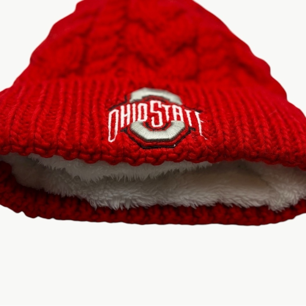 New Era Ohio State Buckeyes Pom Cable Knit Beanie Red OS Fleece Lined Hat - Picture 8 of 10